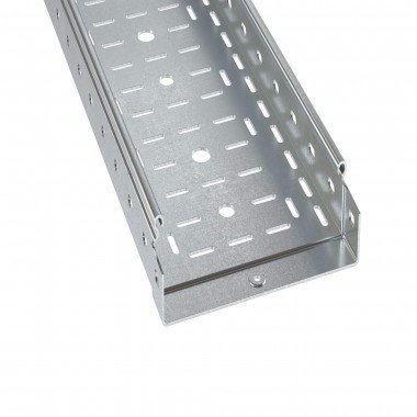 Фотография товара 'DKC SPM45505 Лоток перфорированный 50x50х4500, 1,5 мм'