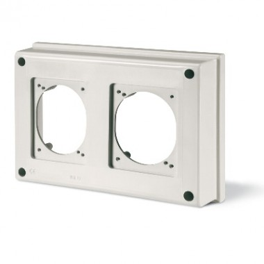 Фотография товара 'DKC DIS6741301 Крышка 150х256х45 на 2 поста с основанием 70х87 мм.'