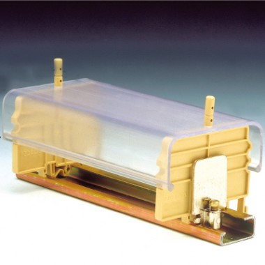 Фотография товара 'DKC ZPZ330 Крышка защитная для зажимов высотой до 58 мм'