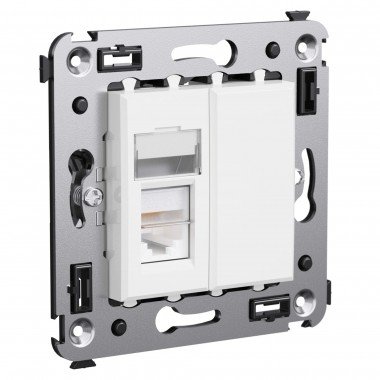 Фотография товара 'DKC 4400463 Компьютерная розетка RJ-45 в стену, кат.5e'