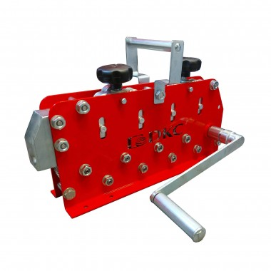 Фотография товара 'DKC NA1003 Приспособление для выпрямления прутка 8 мм'