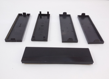 Фотография товара 'DKC R5AD2416 Заглушки для пром. панелей, переходник 24/16'