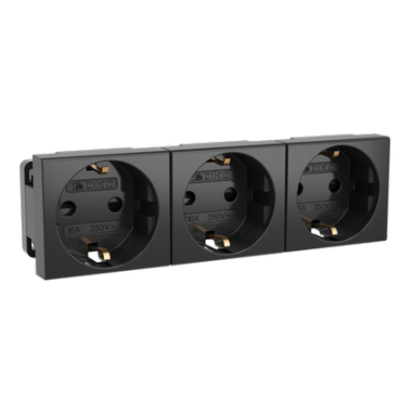 Фотография товара 'DKC 45203 Тройная розетка Viva'