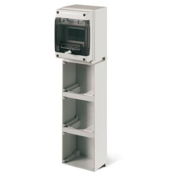 Фотография товара 'DKC DIS5720313 Корпус на 6 модулей и 3 поста с основанием 136х125 мм.'